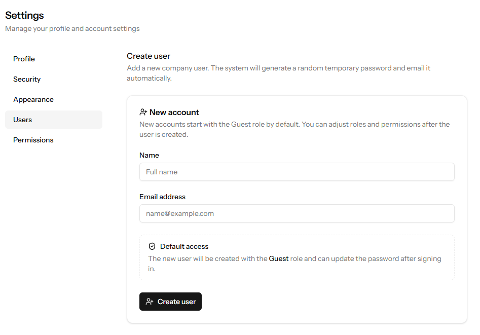 Tela de Create User mostrando o fluxo controlado de convite no Manager Hub